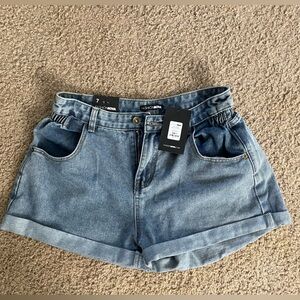 Fashion Nova size 7 Let Loose Denim Shorts